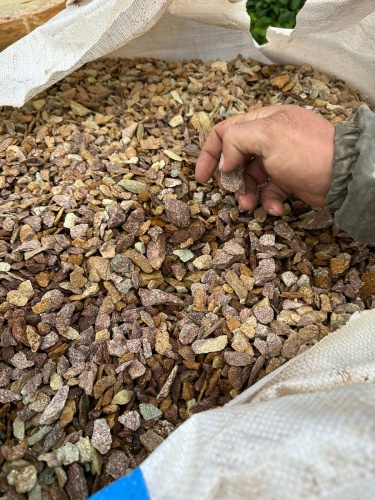 Златолит персиковый декоративная каменная крошка купить в Хабаровске