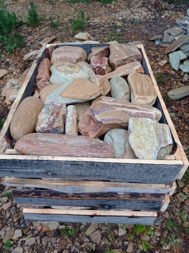 Златолит жёлтый, жёлто-зелёный глыбки и валуны для ланшафтного дизайна купить в Хабаровске