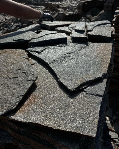 Плитняк златолит серебристый для фасада купить в Хабаровске