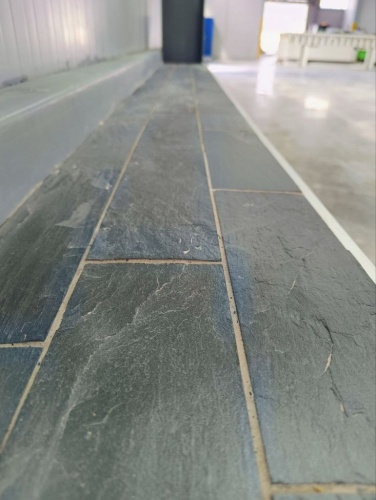 Плитка чёрная из натурального камня фасадная 30 см * 5 см, толщина 7 мм -30 мм купить в Хабаровске